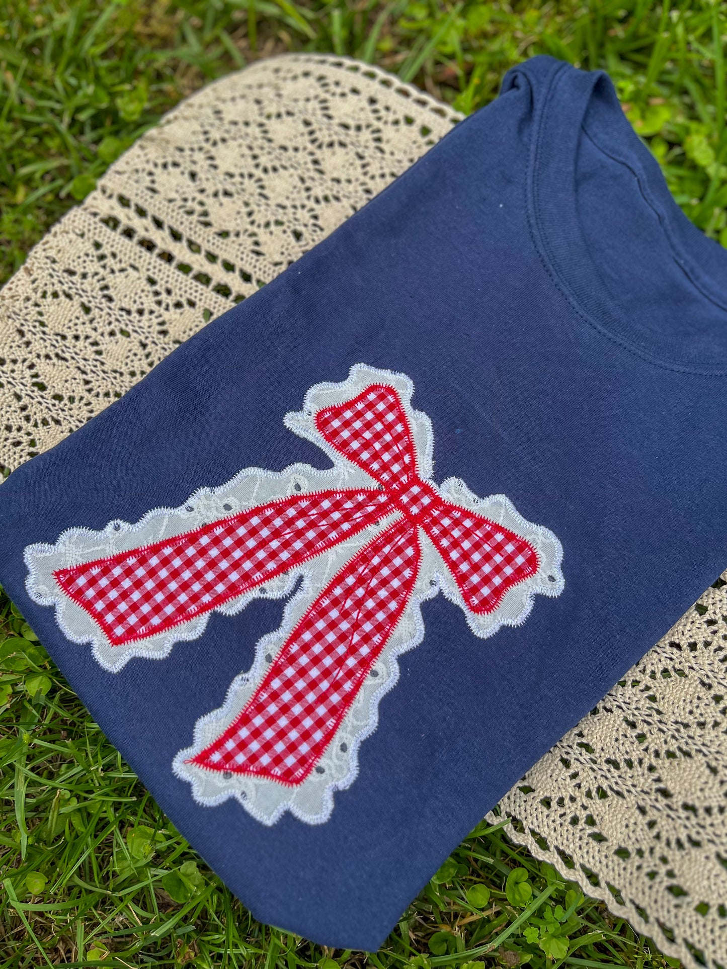 Bow Applique T-Shirt