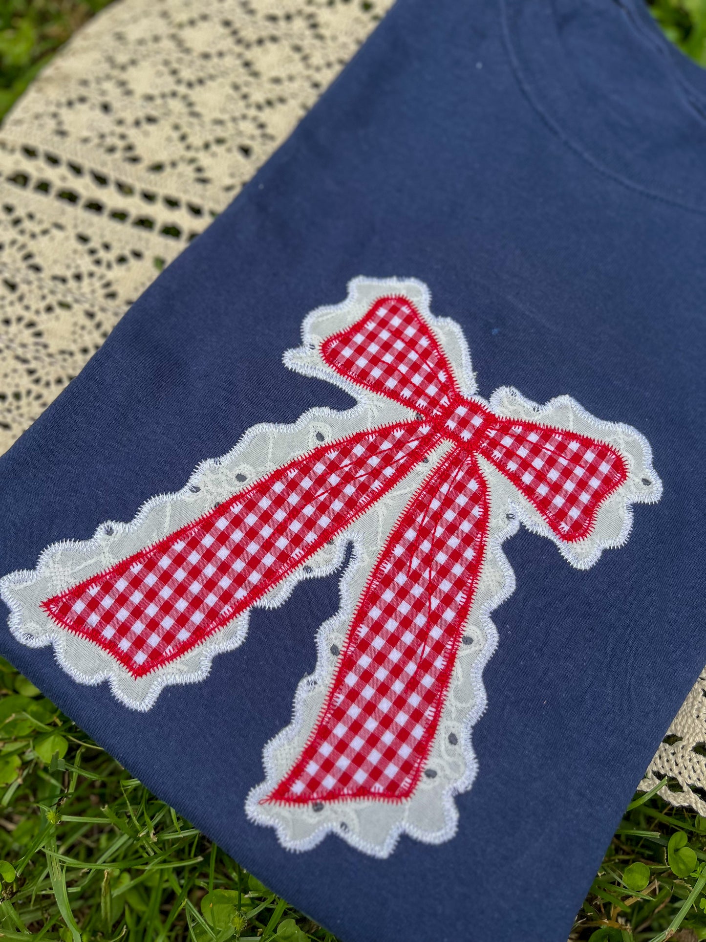 Bow Applique T-Shirt
